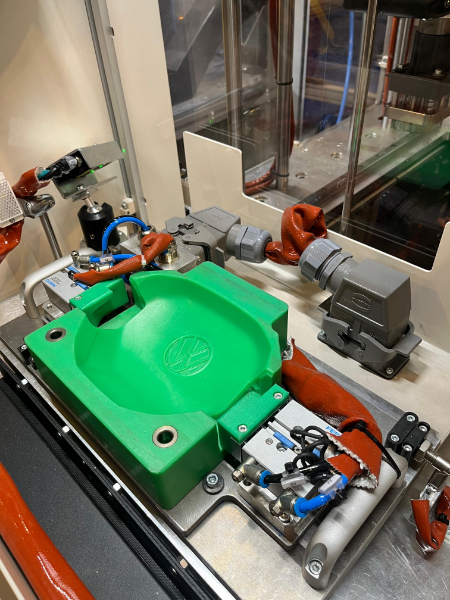 montaj istasyonları